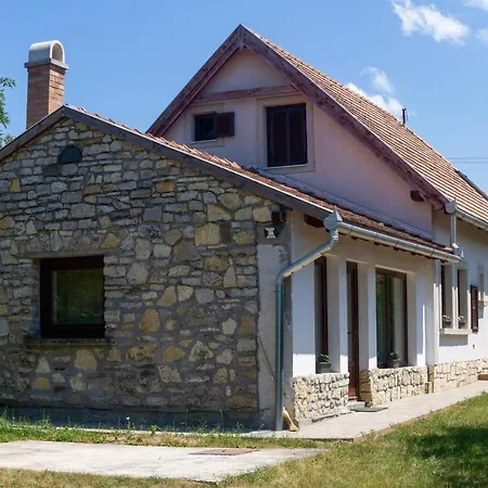 Apartamento Főnix Ház *