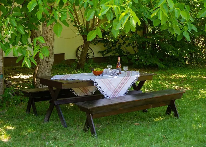 Fonix Haz アパート Pécsely