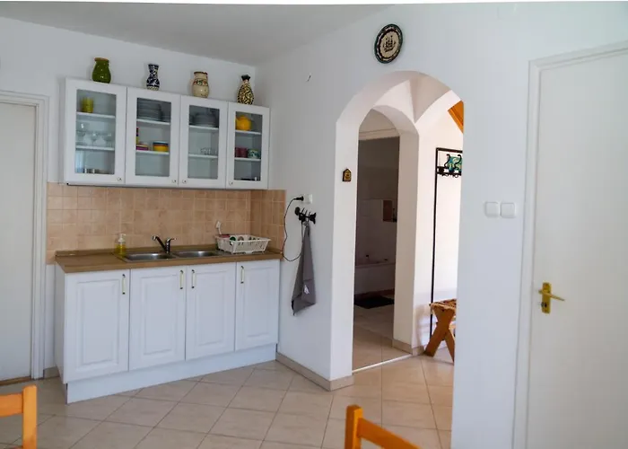 Fonix Haz Apartament