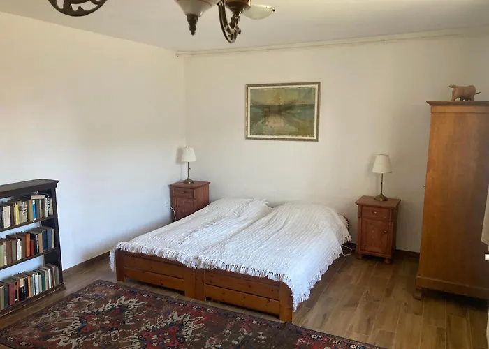 Fonix Haz Apartament